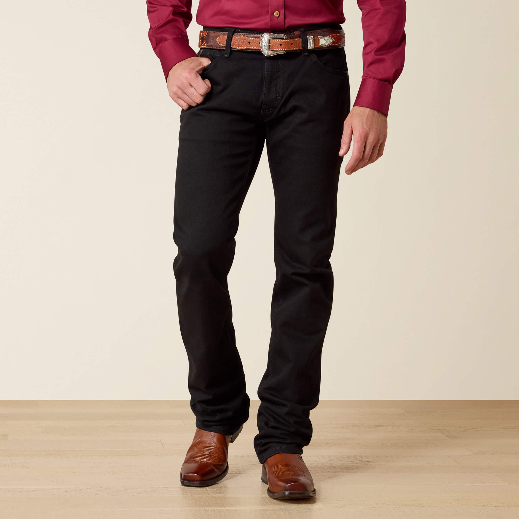 M7 Slim Legacy Straight Jean