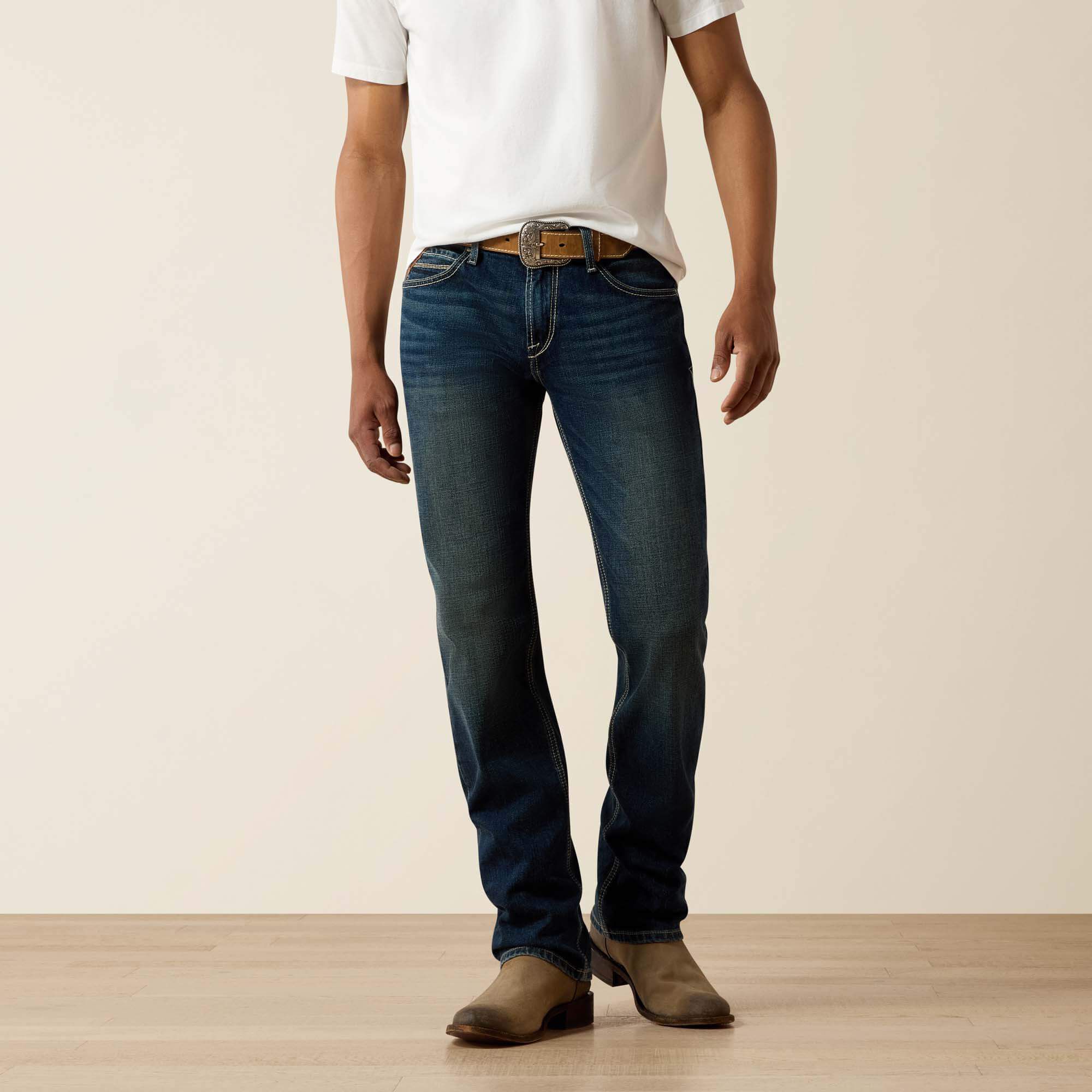M7 Slim Toro Straight Jean
