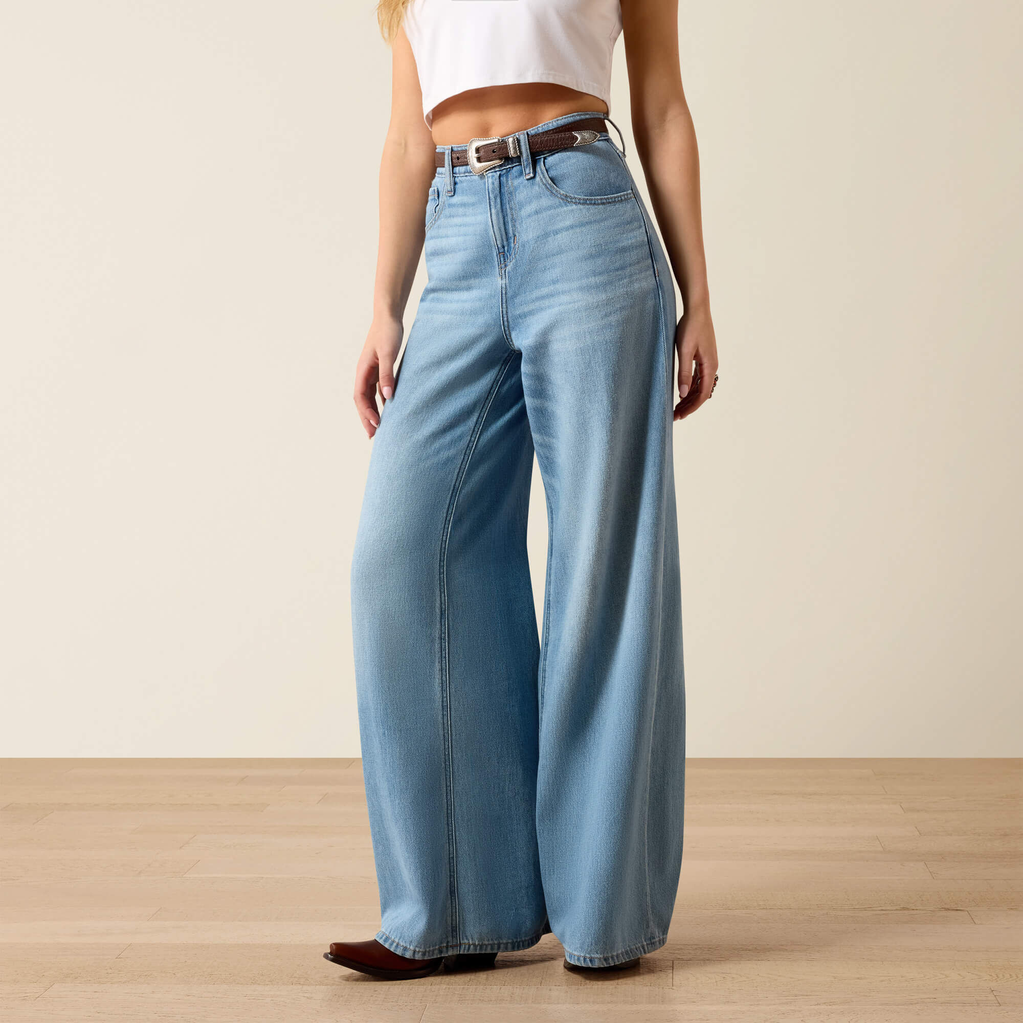 Ultra High Rise Calamity Comfort Wide Leg Jeans