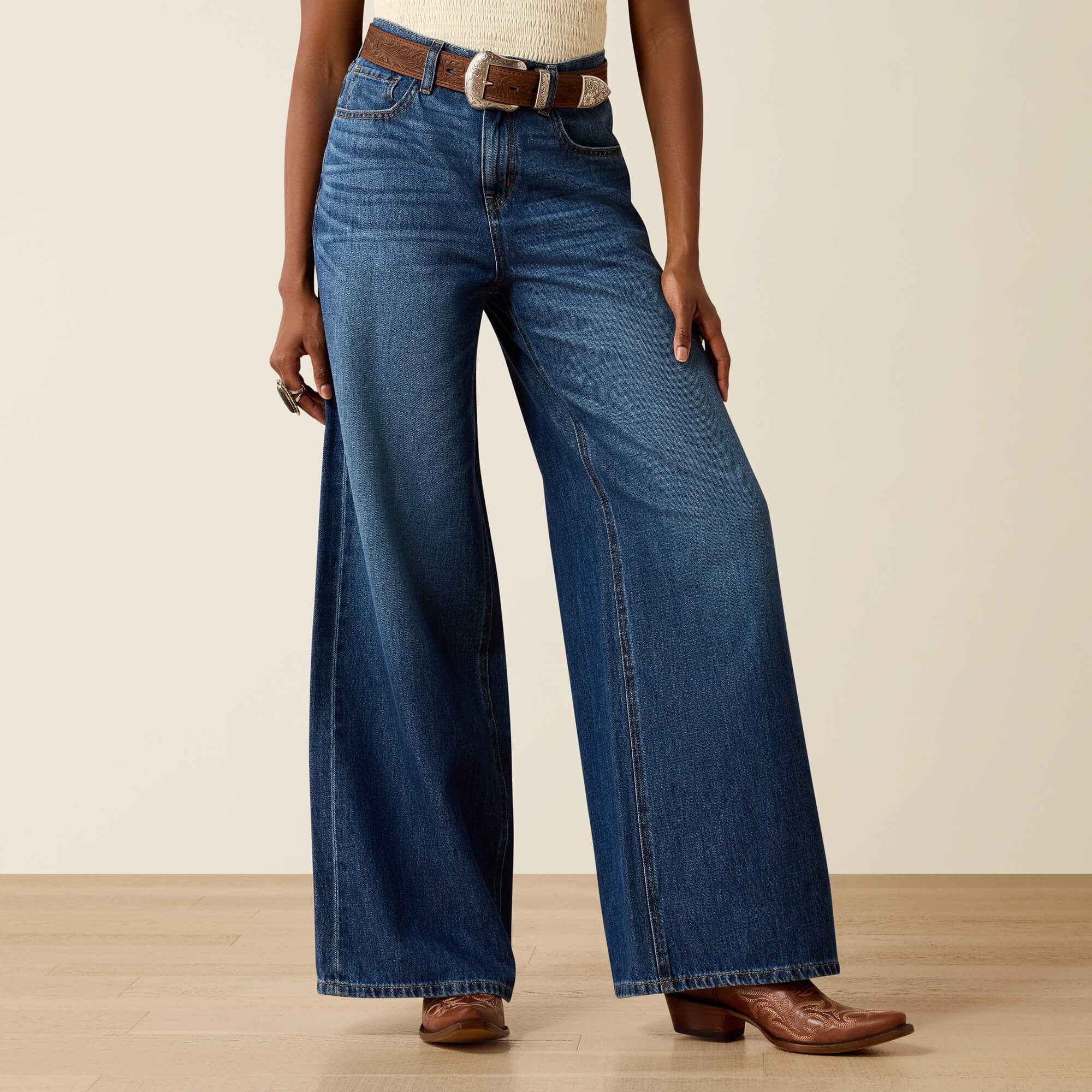 Ultra High Rise Calamity Comfort Wide Leg Jeans