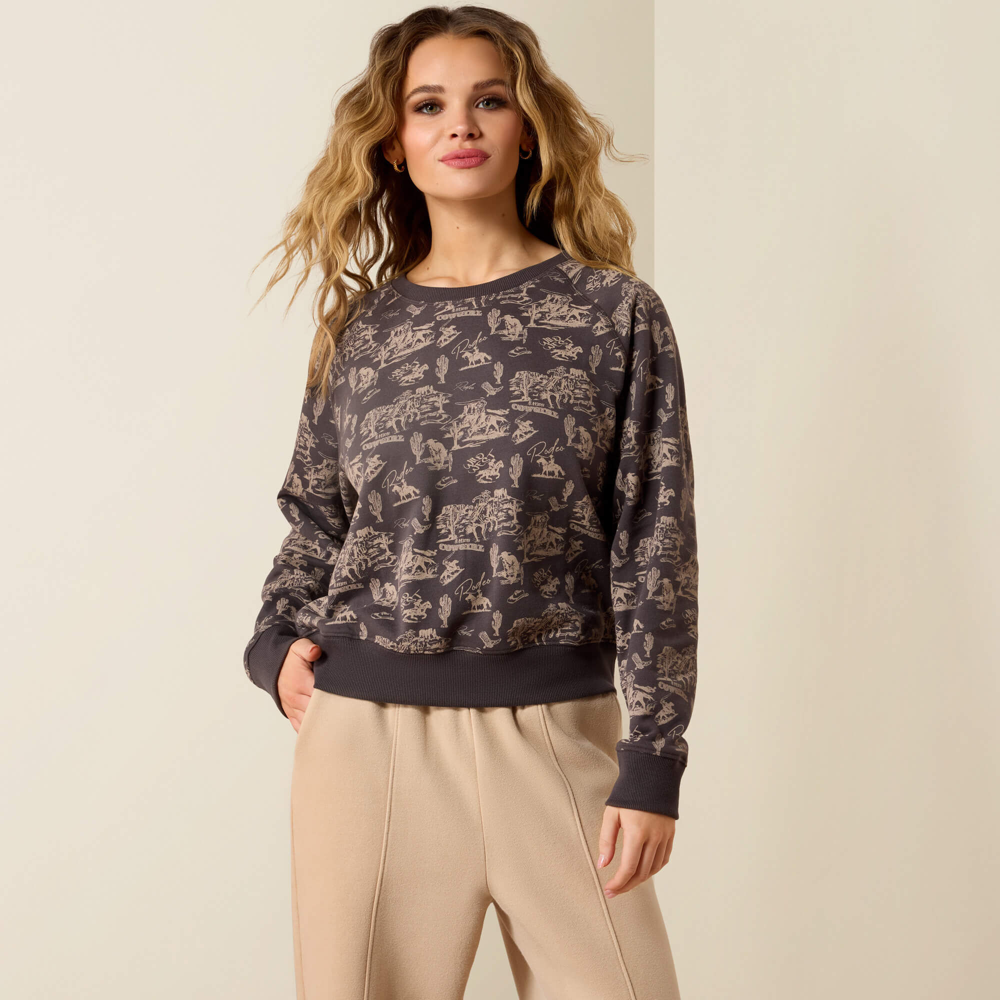 Essential Crew Sweatshirt